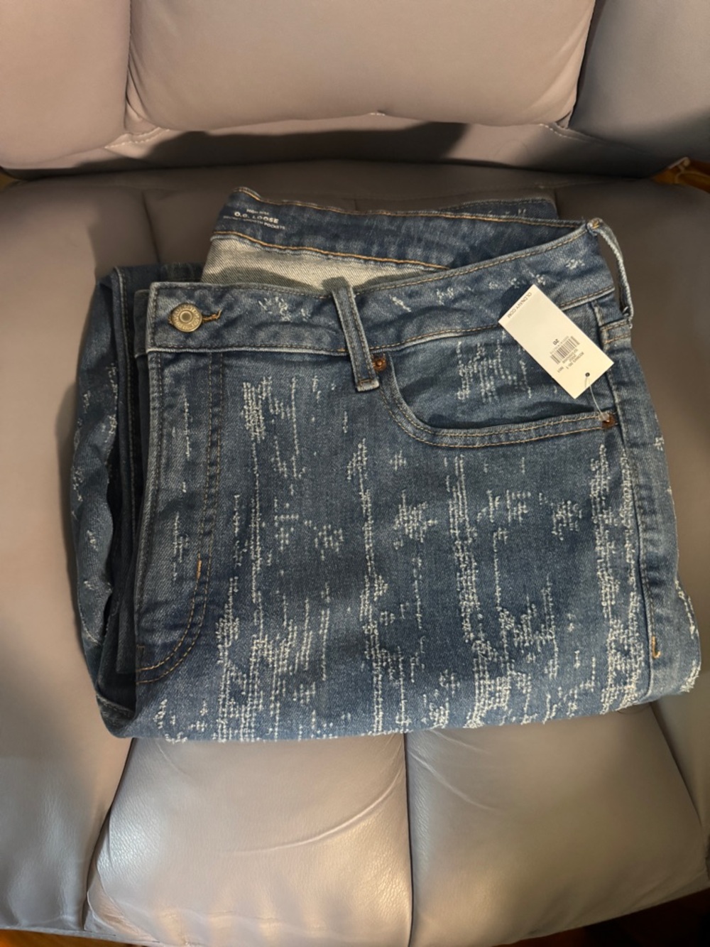 Old Navy Women's Blue Straight-Leg Distressed Jeans